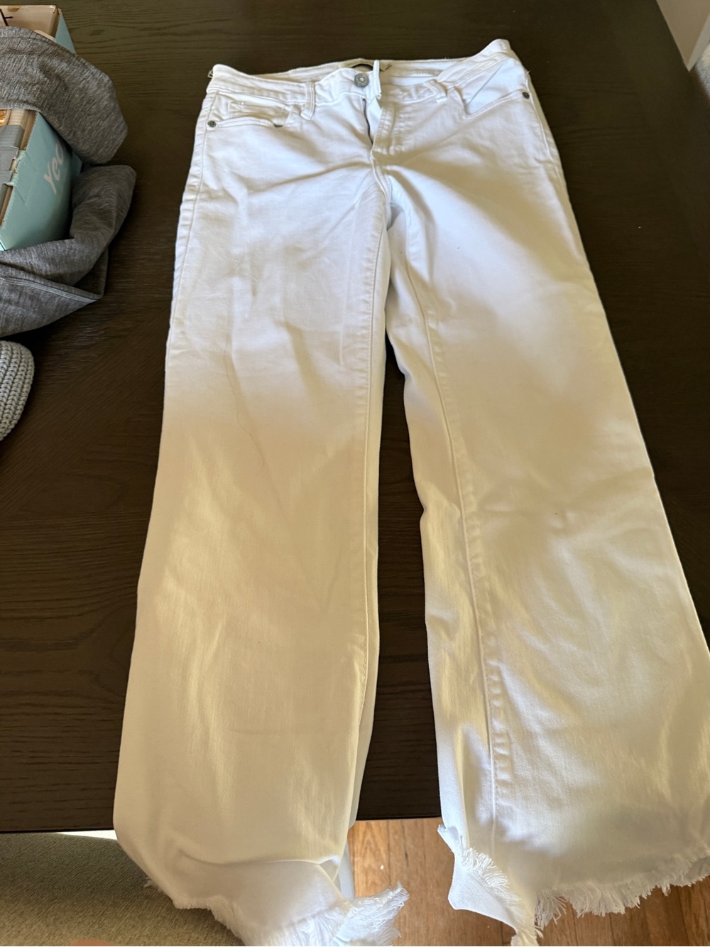 Women's White Straight-Leg Frayed Hem Pants